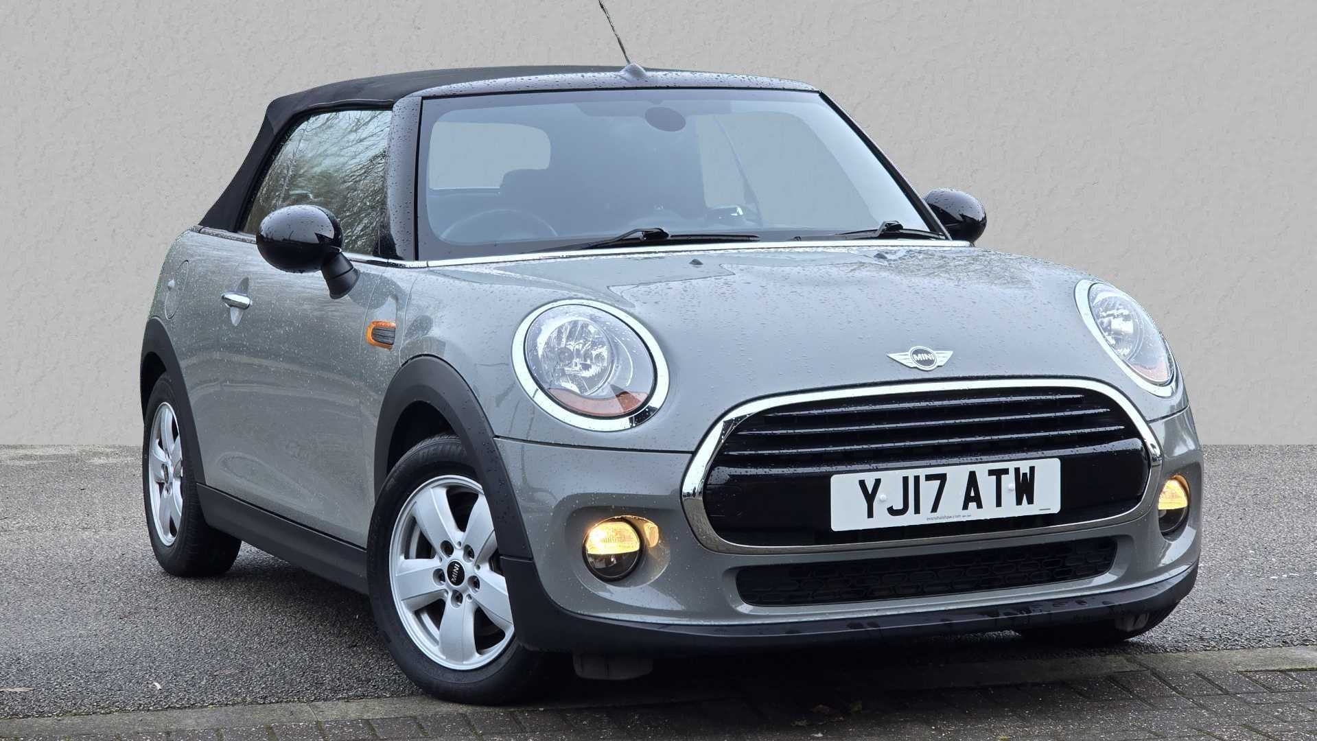 Main listing image - MINI Convertible