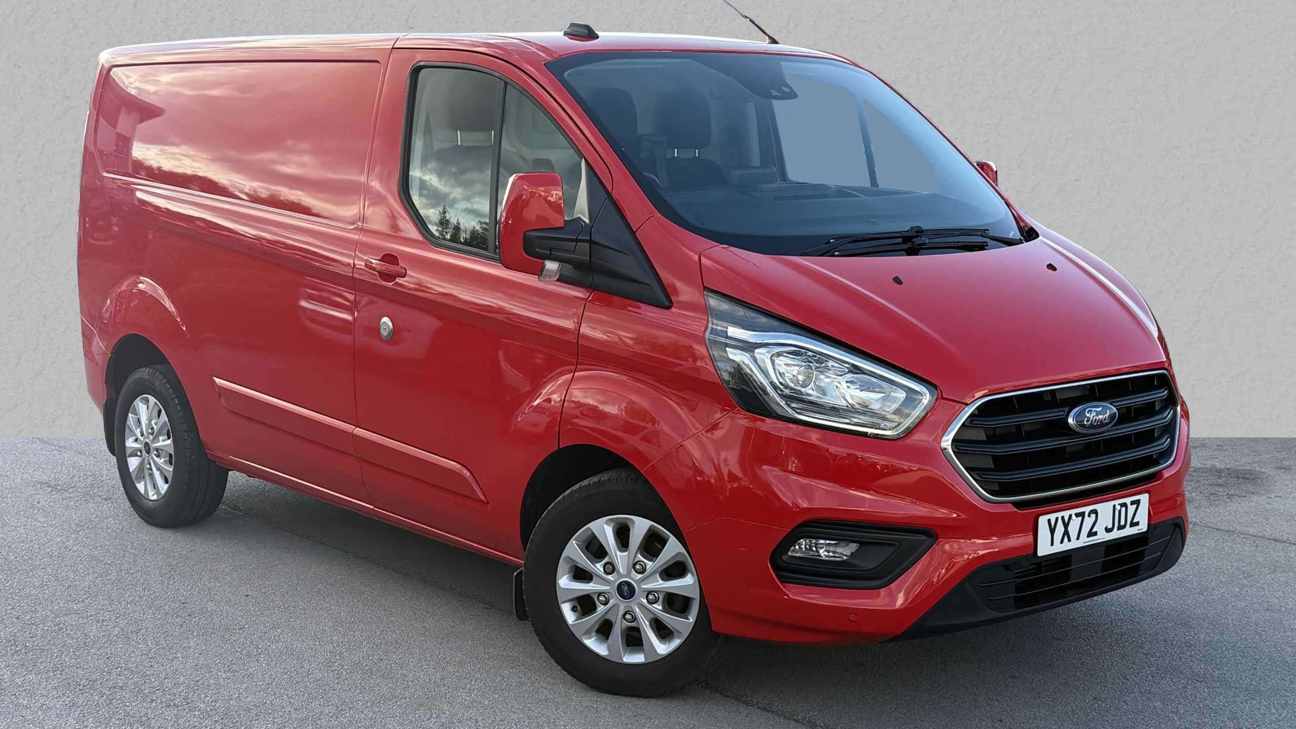 Main listing image - Ford Transit Custom