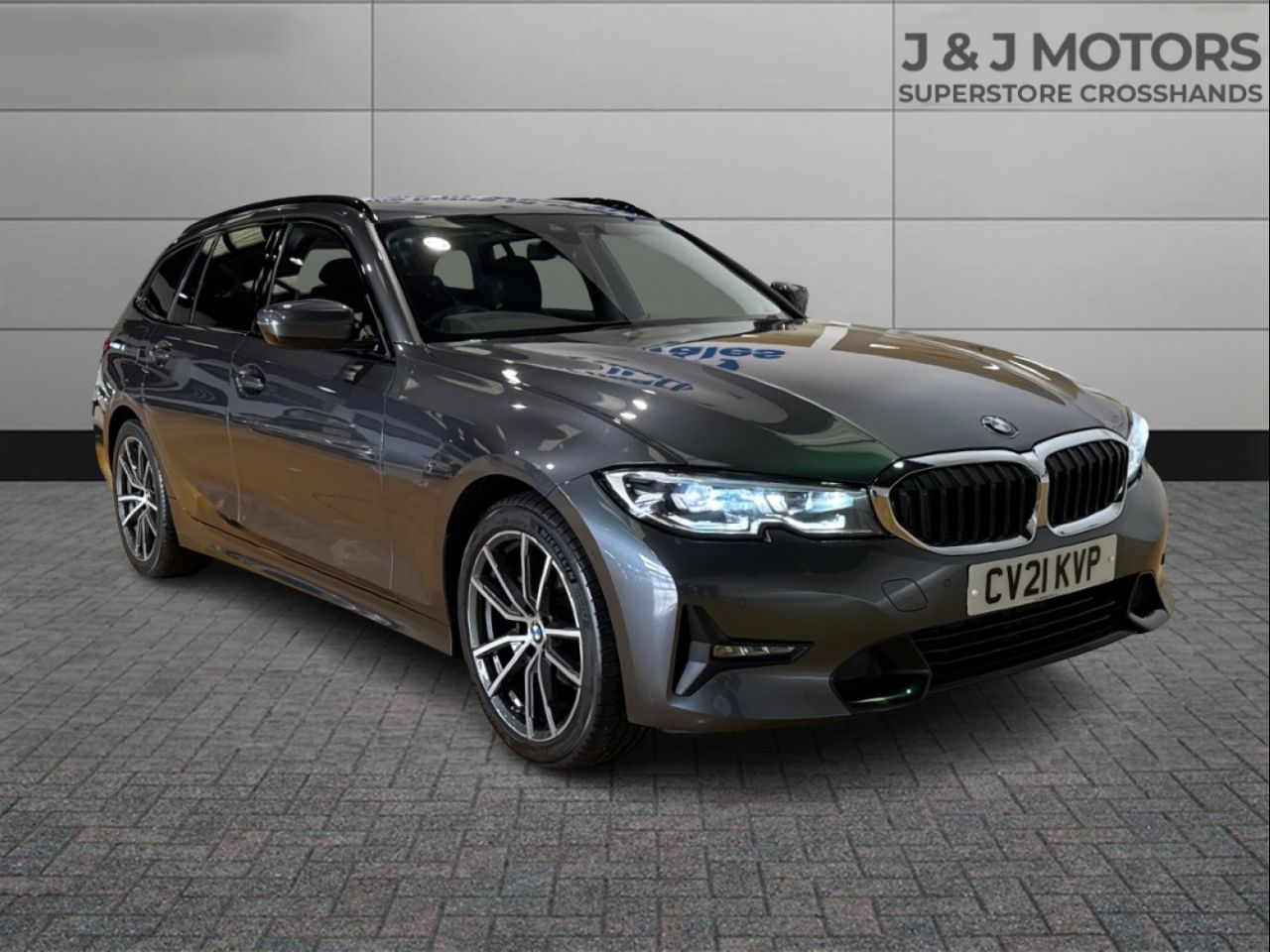 Main listing image - BMW 3 Series Touring