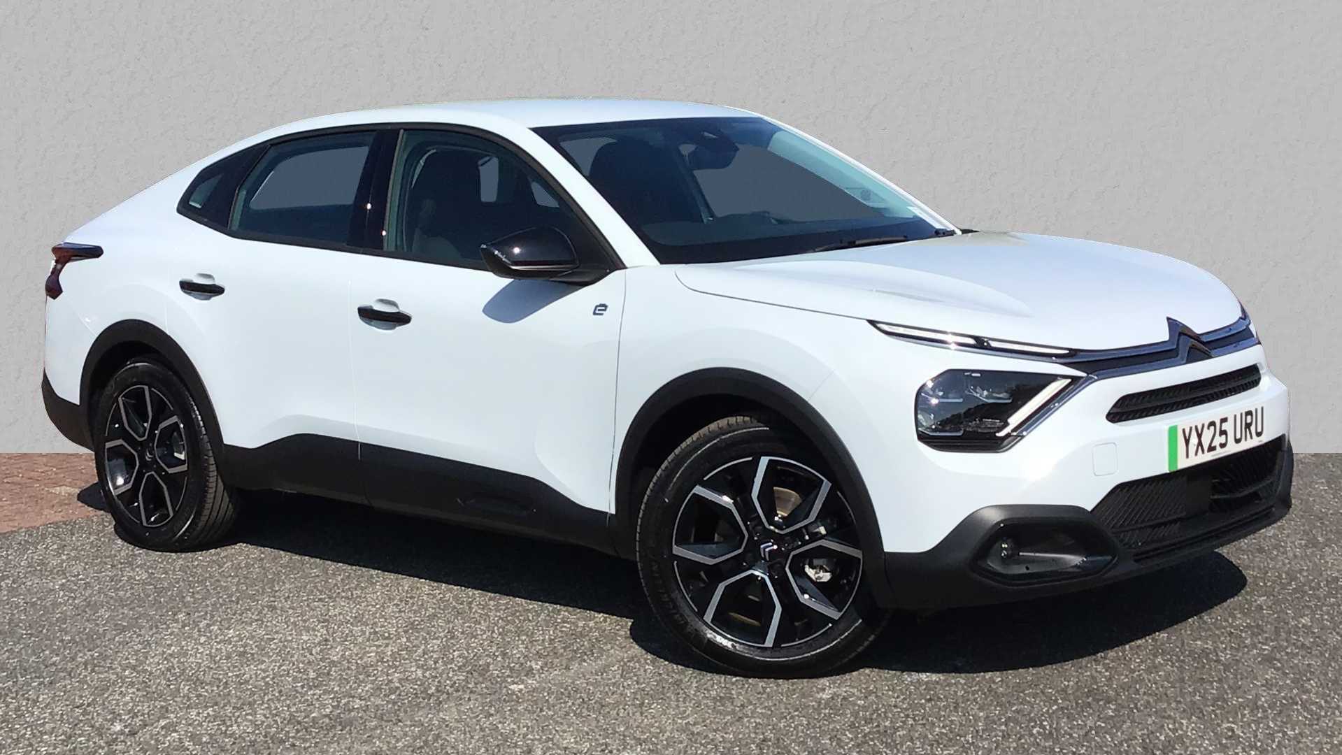 Main listing image - Citroen C4 X