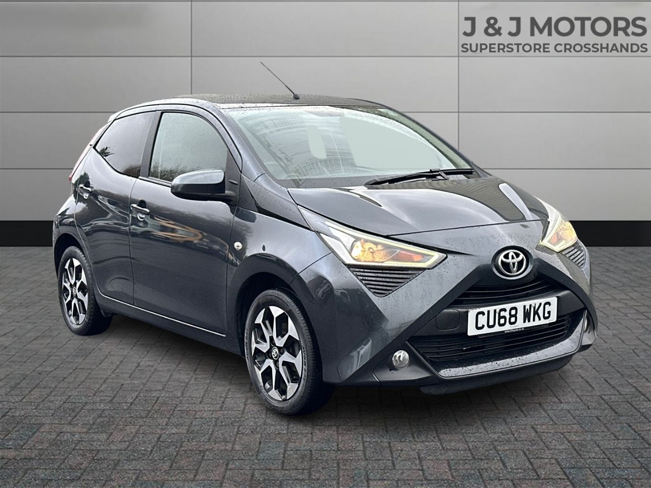 Main listing image - Toyota Aygo