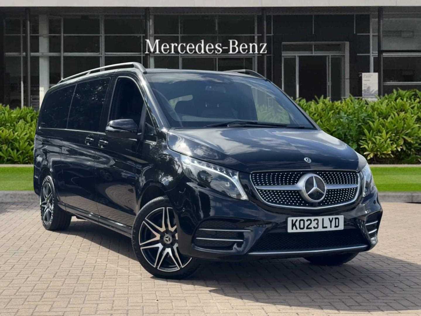 Main listing image - Mercedes-Benz V-Class
