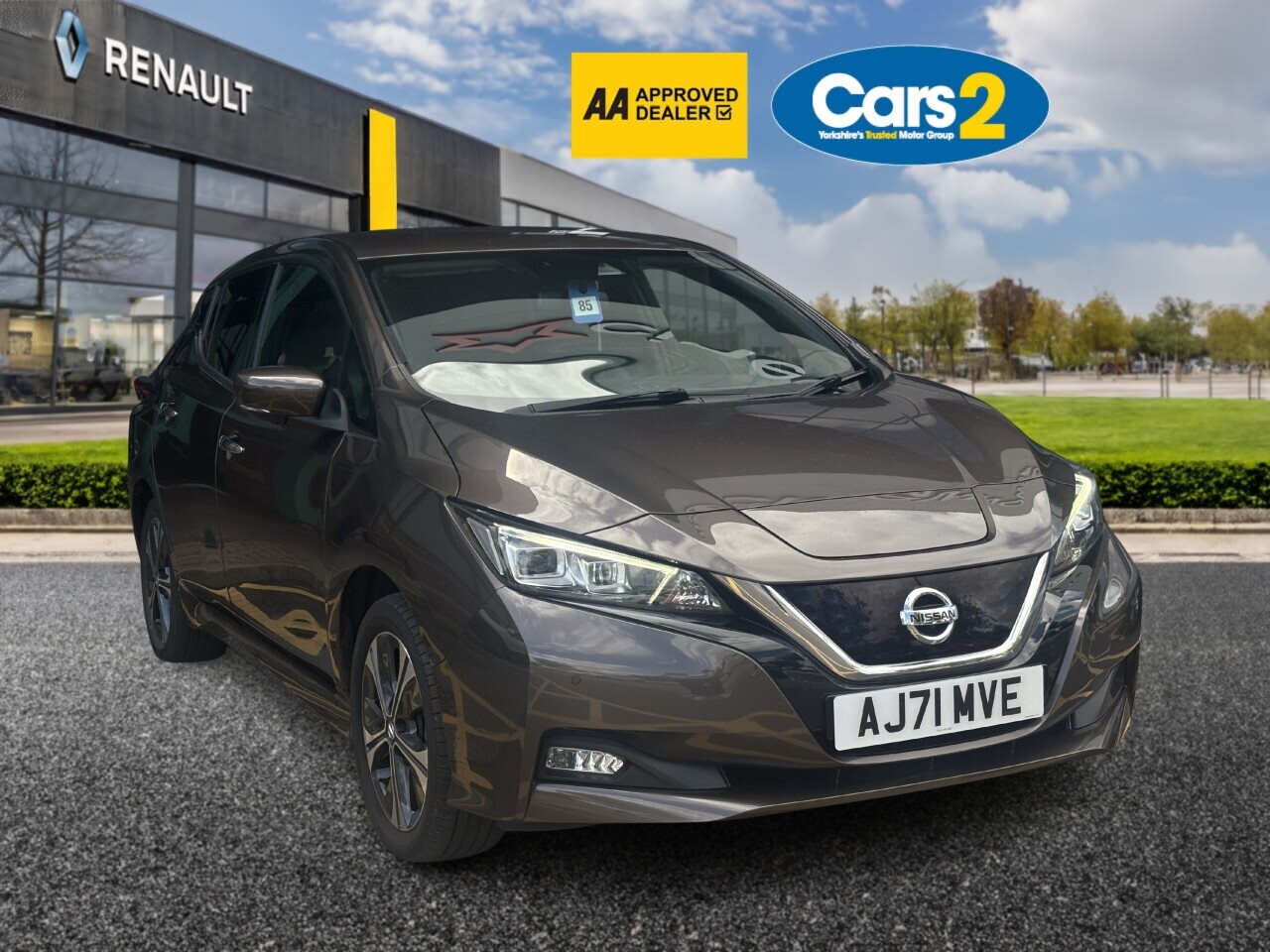 Main listing image - Nissan Leaf