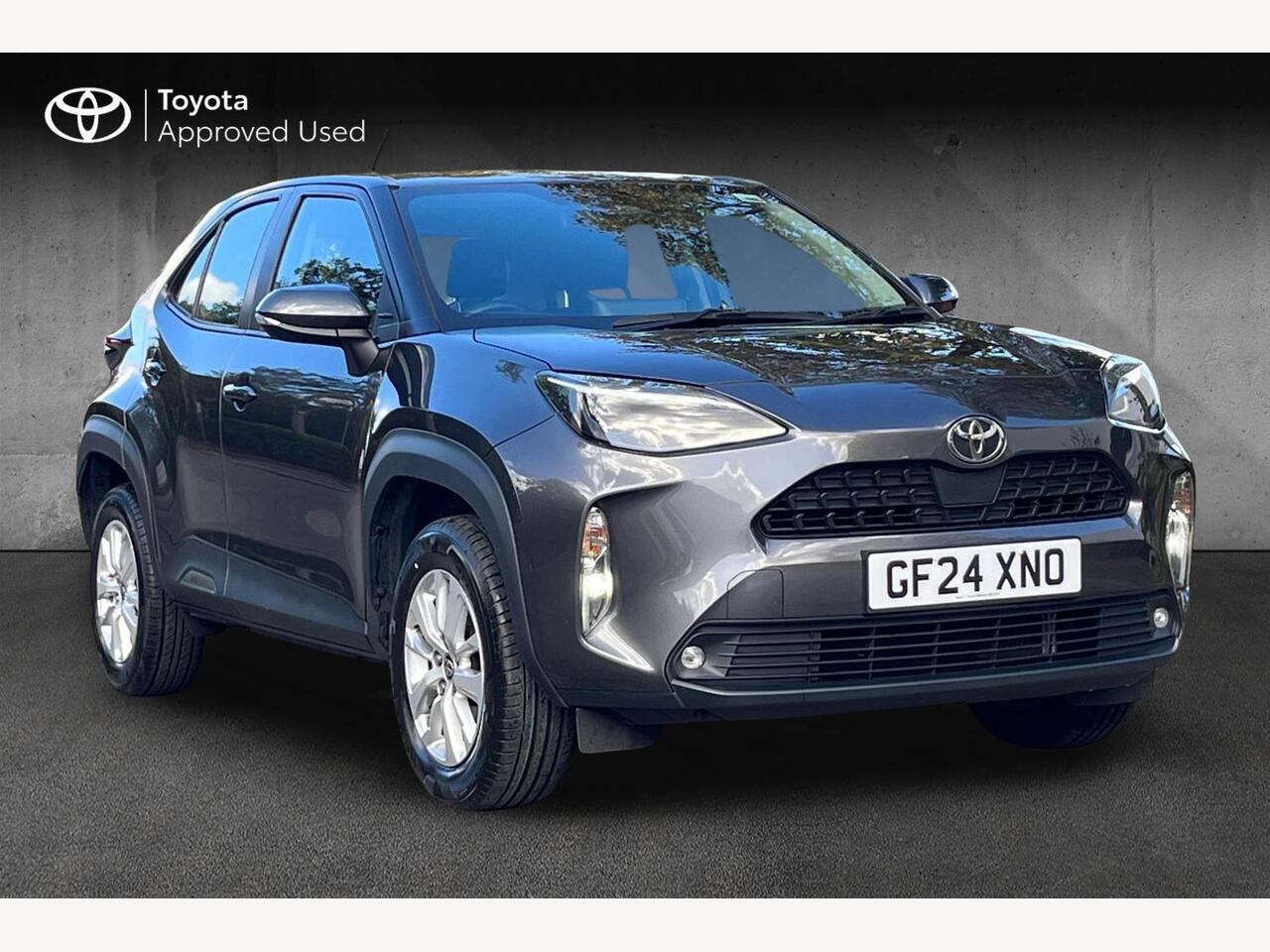 Main listing image - Toyota Yaris Cross