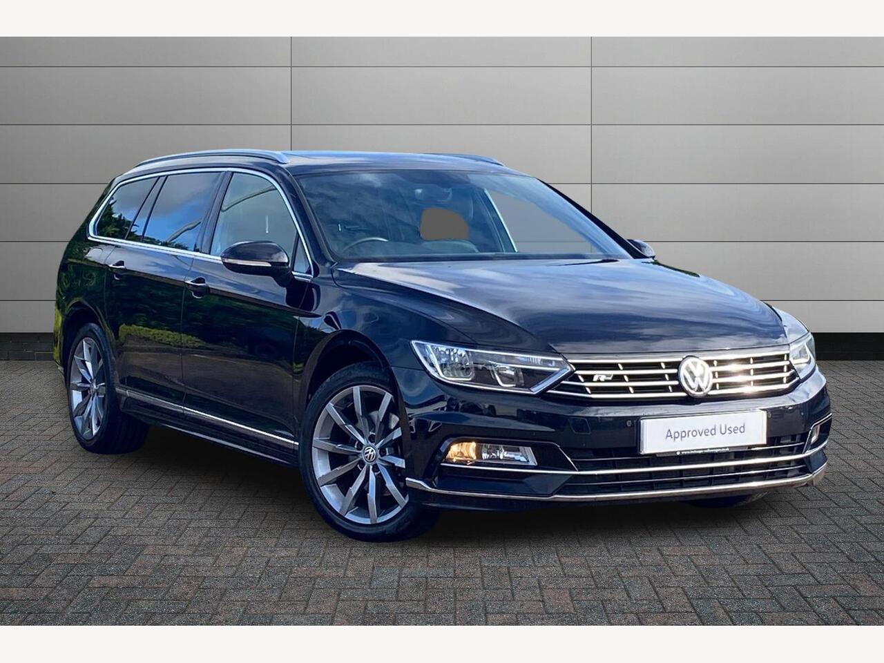 Main listing image - Volkswagen Passat Estate