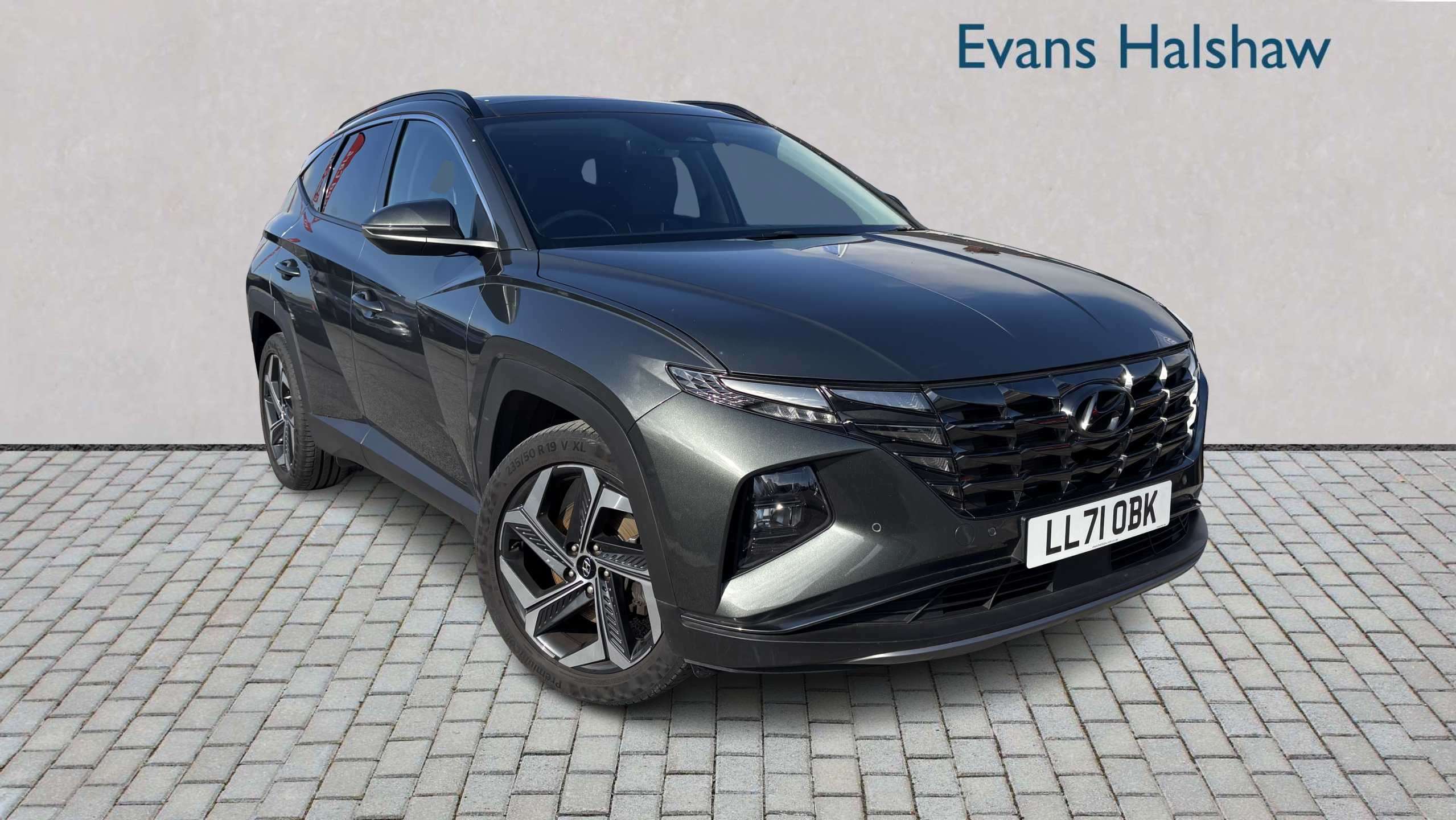 Main listing image - Hyundai Tucson