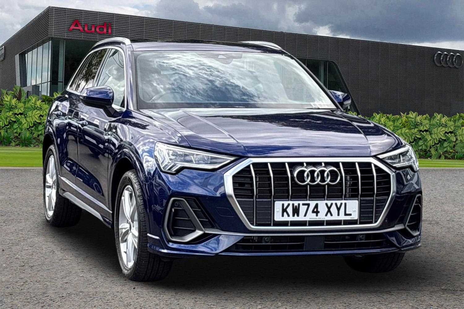 Main listing image - Audi Q3