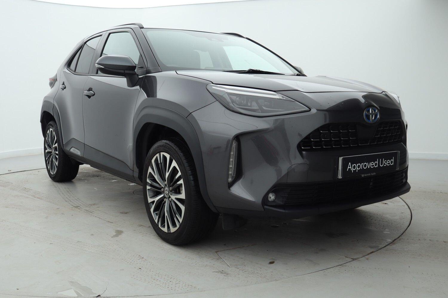 Main listing image - Toyota Yaris Cross