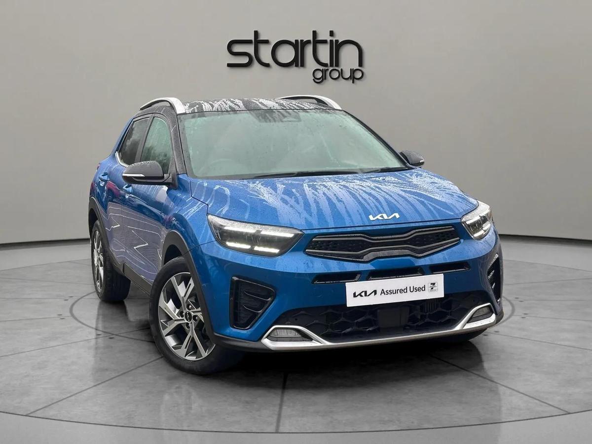 Main listing image - Kia Stonic