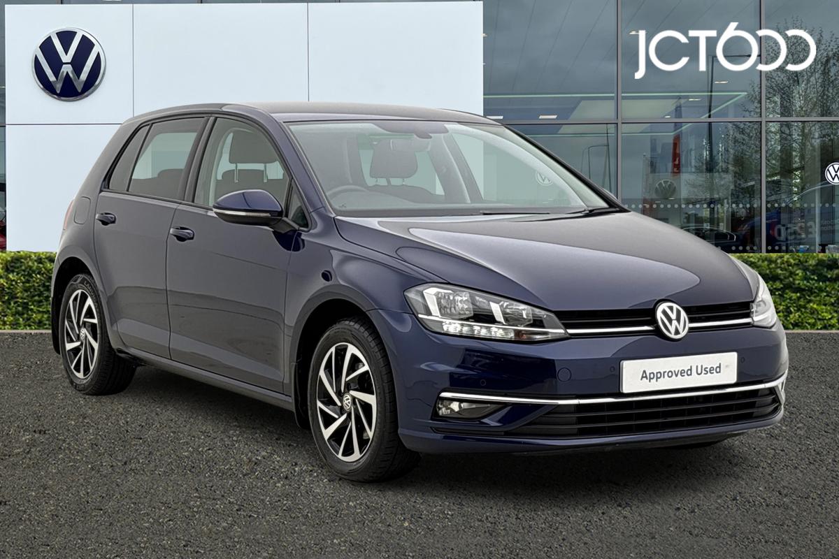 Main listing image - Volkswagen Golf