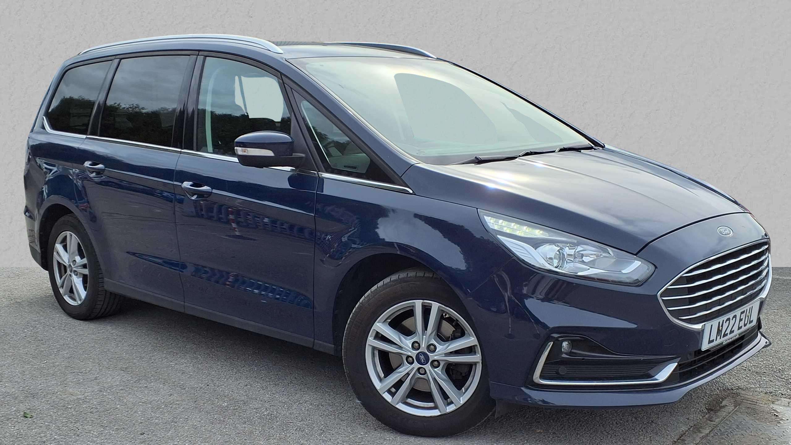 Main listing image - Ford Galaxy