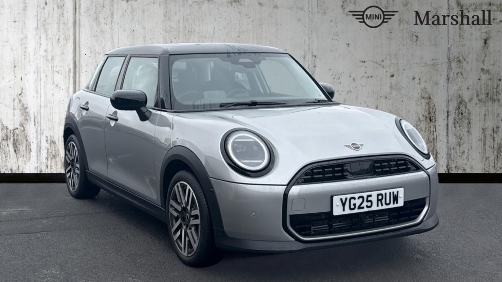 Main listing image - MINI Hatchback 5dr