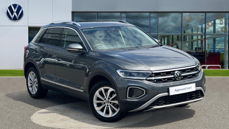 Main listing image - Volkswagen T-Roc
