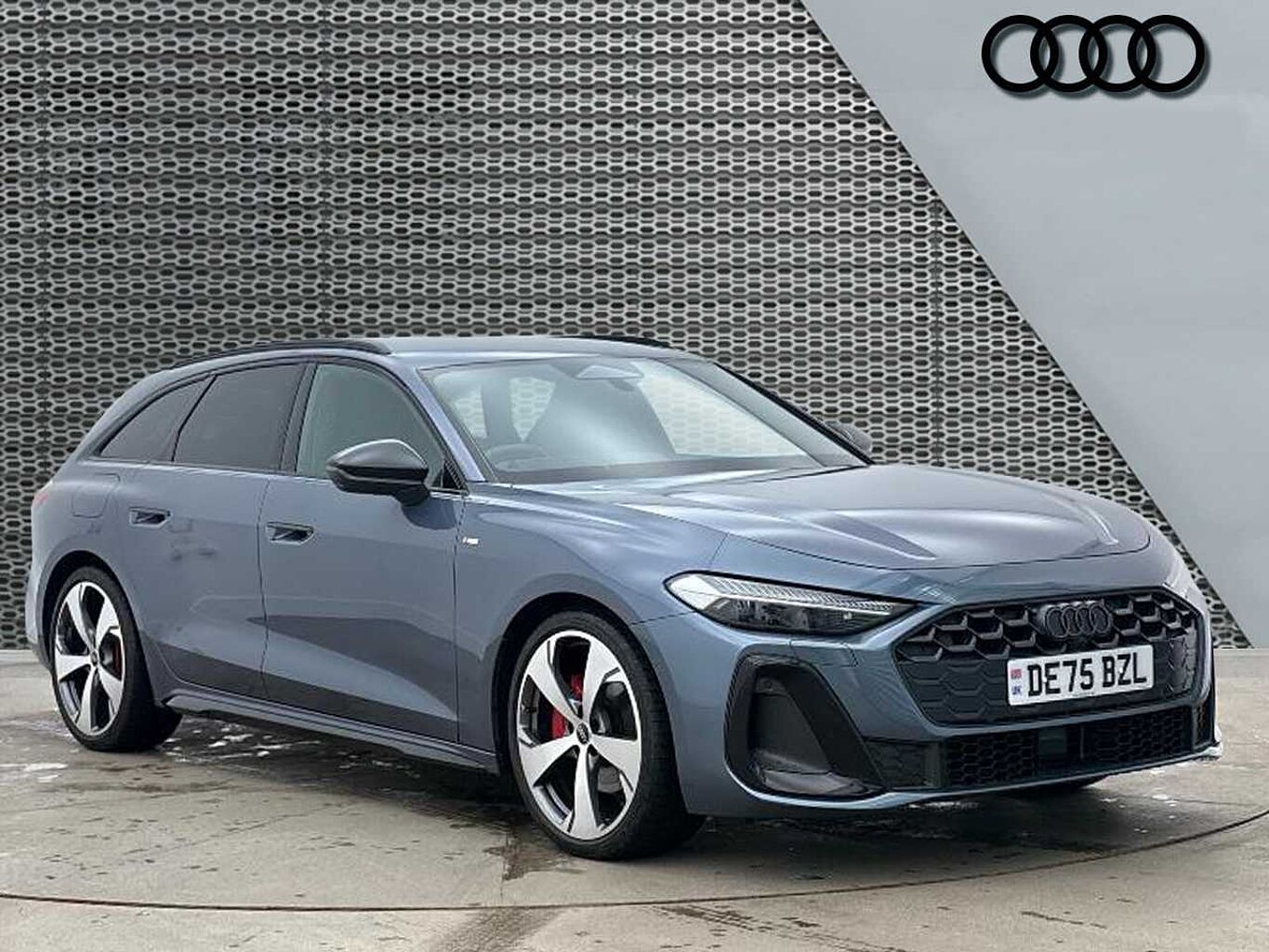 Main listing image - Audi A5
