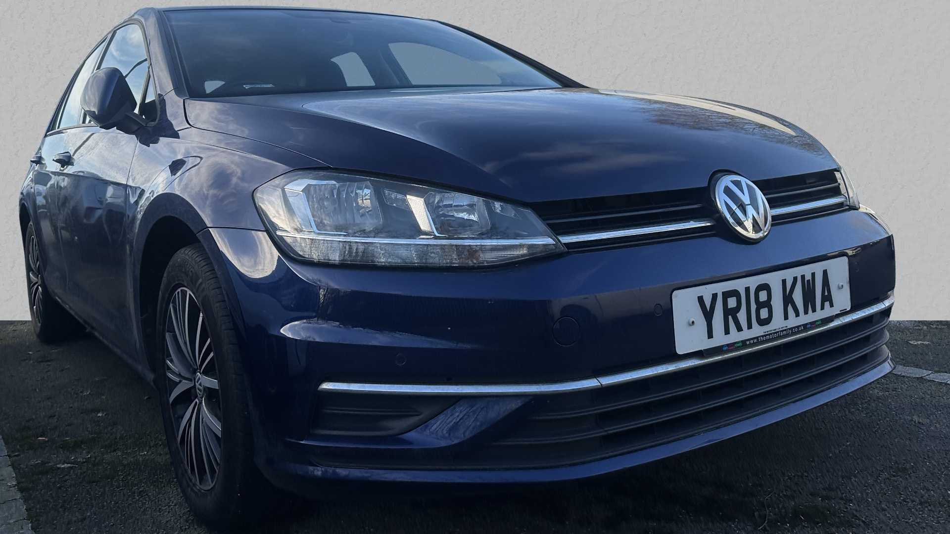 Main listing image - Volkswagen Golf