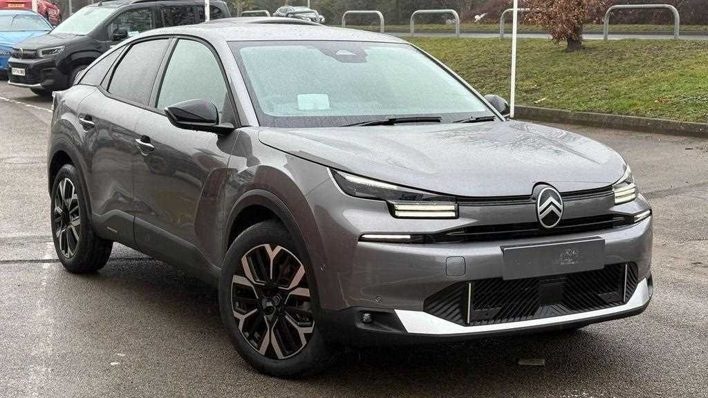 Main listing image - Citroen C4