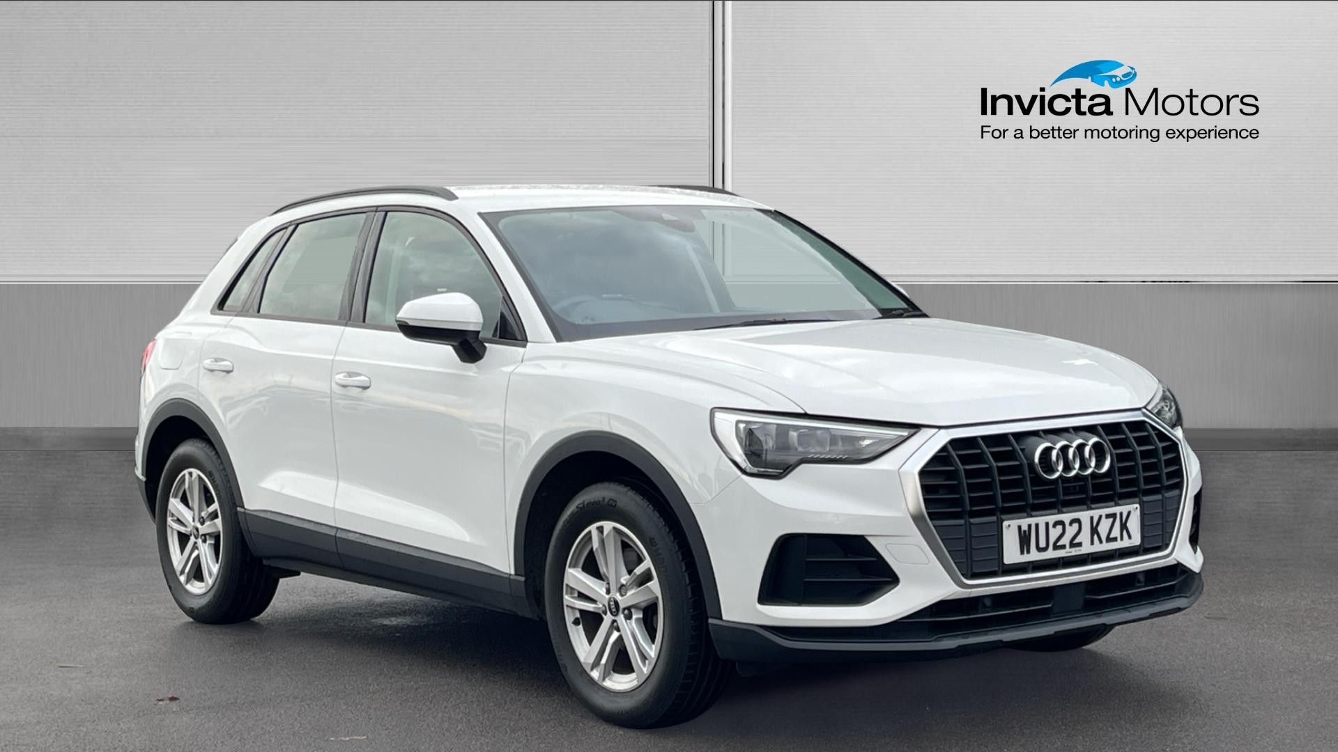 Main listing image - Audi Q3