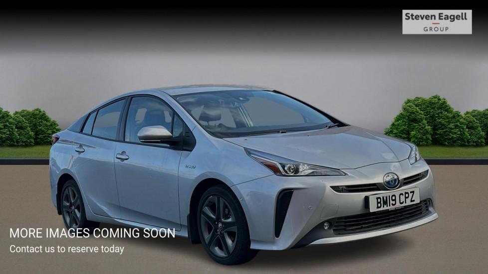 Main listing image - Toyota Prius