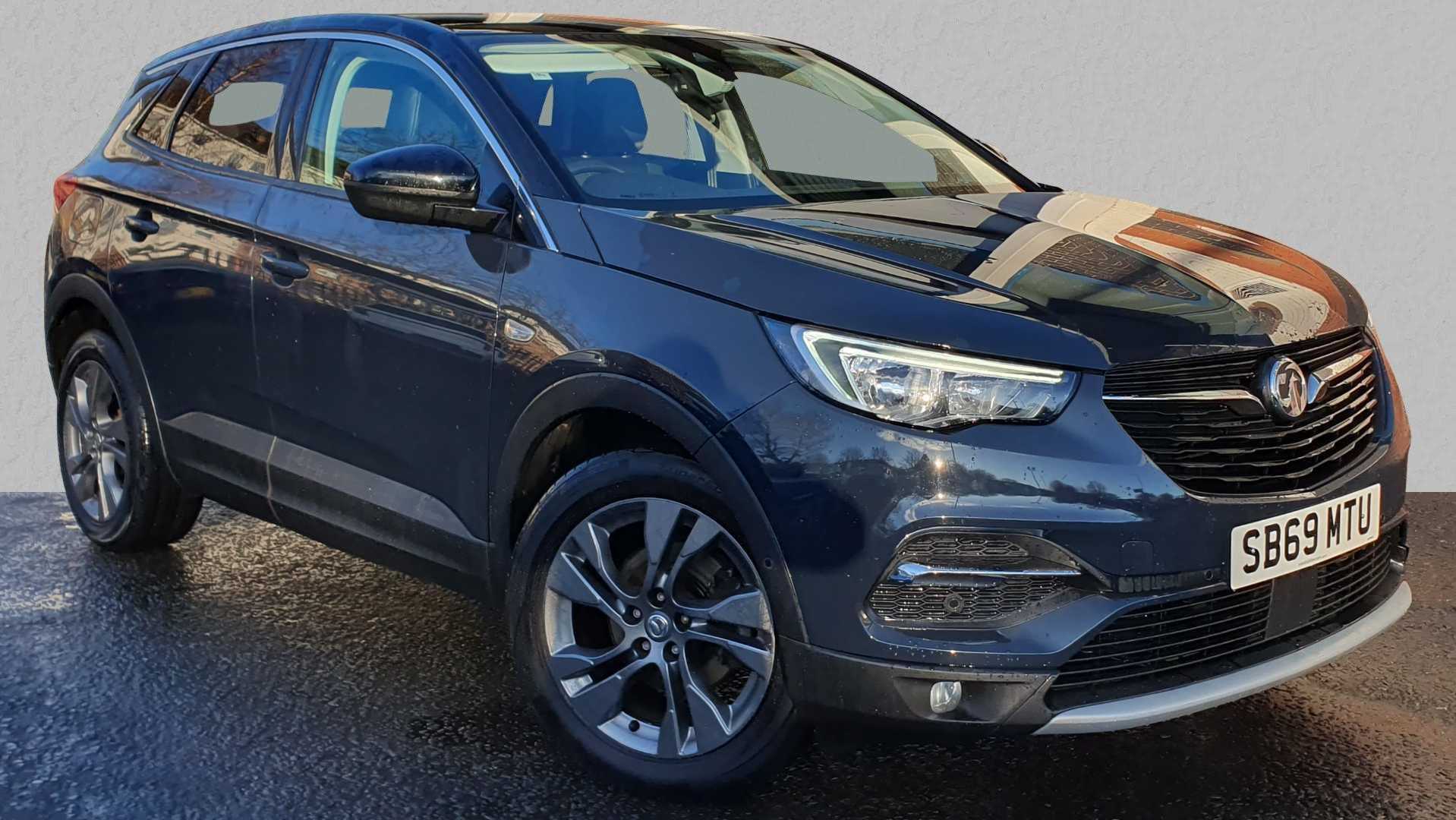 Main listing image - Vauxhall Grandland X