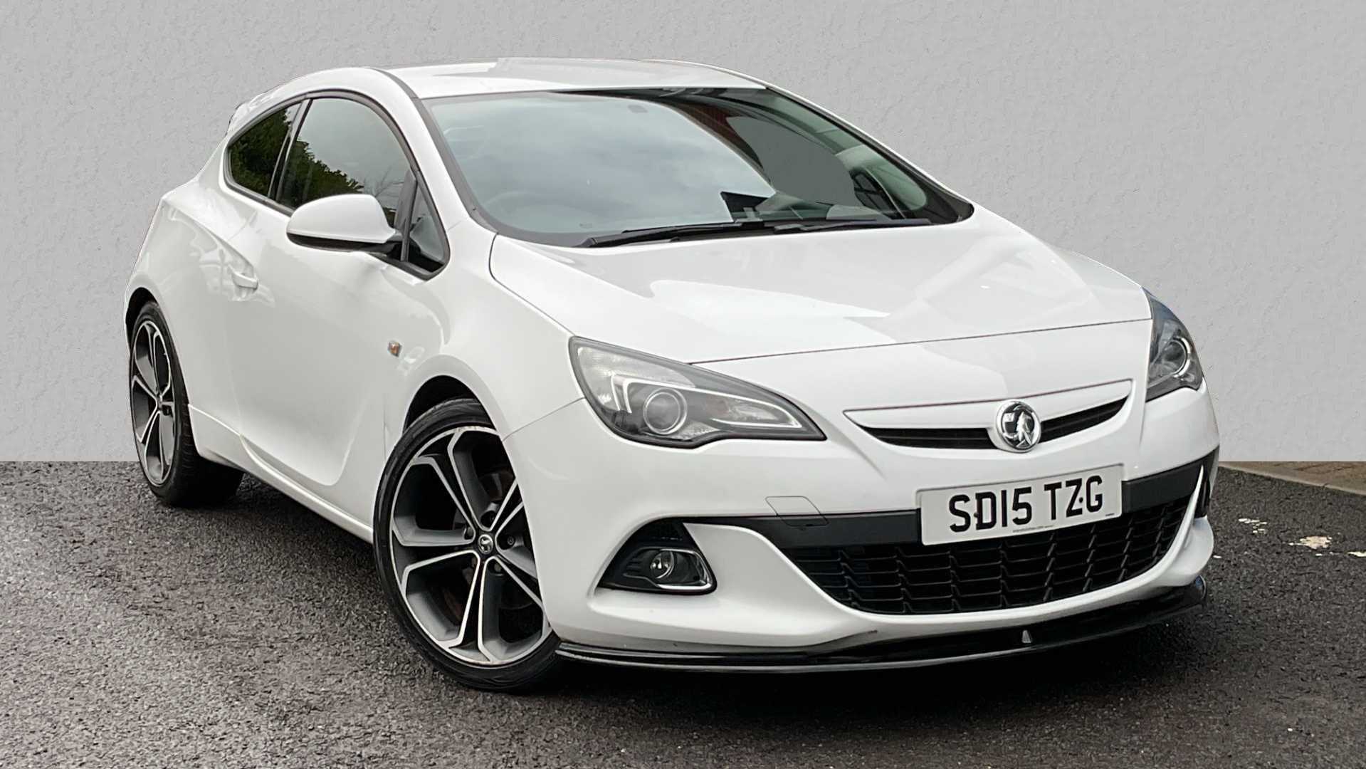 Main listing image - Vauxhall GTC