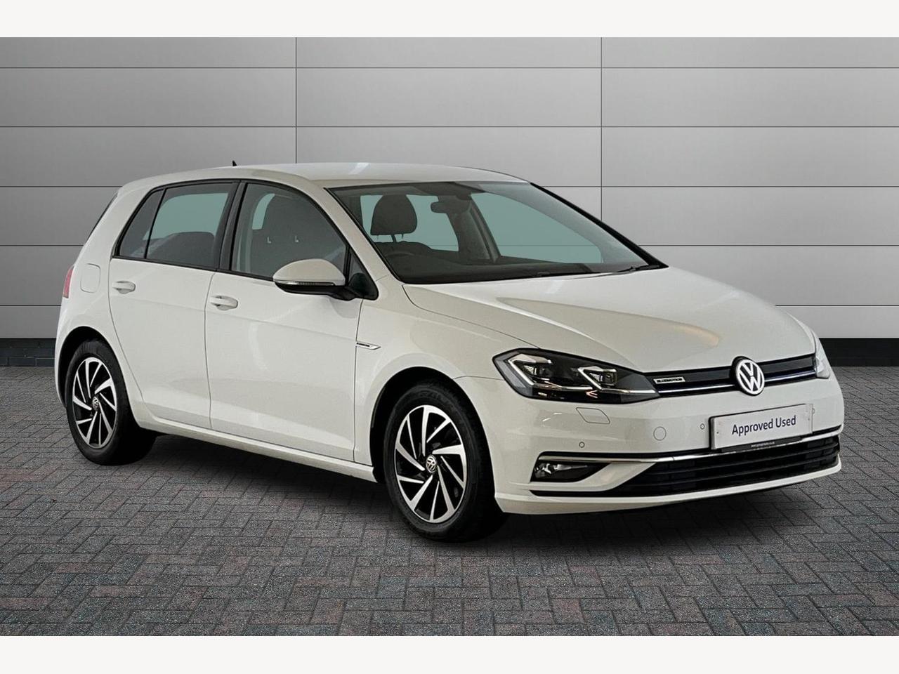 Main listing image - Volkswagen Golf