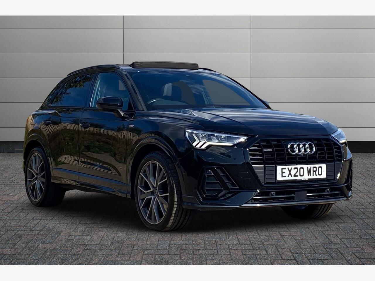 Main listing image - Audi Q3