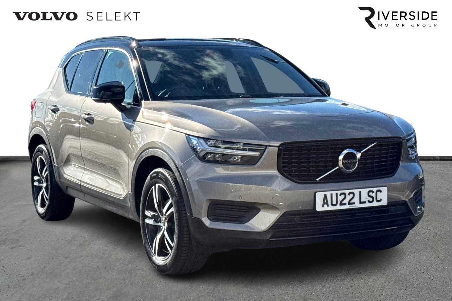 Main listing image - Volvo XC40