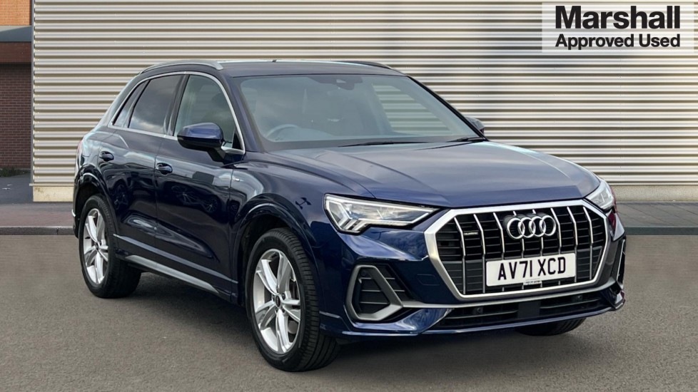 Main listing image - Audi Q3