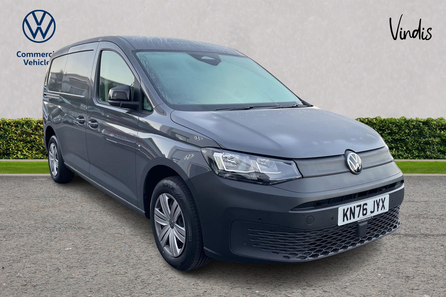 Main listing image - Volkswagen Caddy Maxi