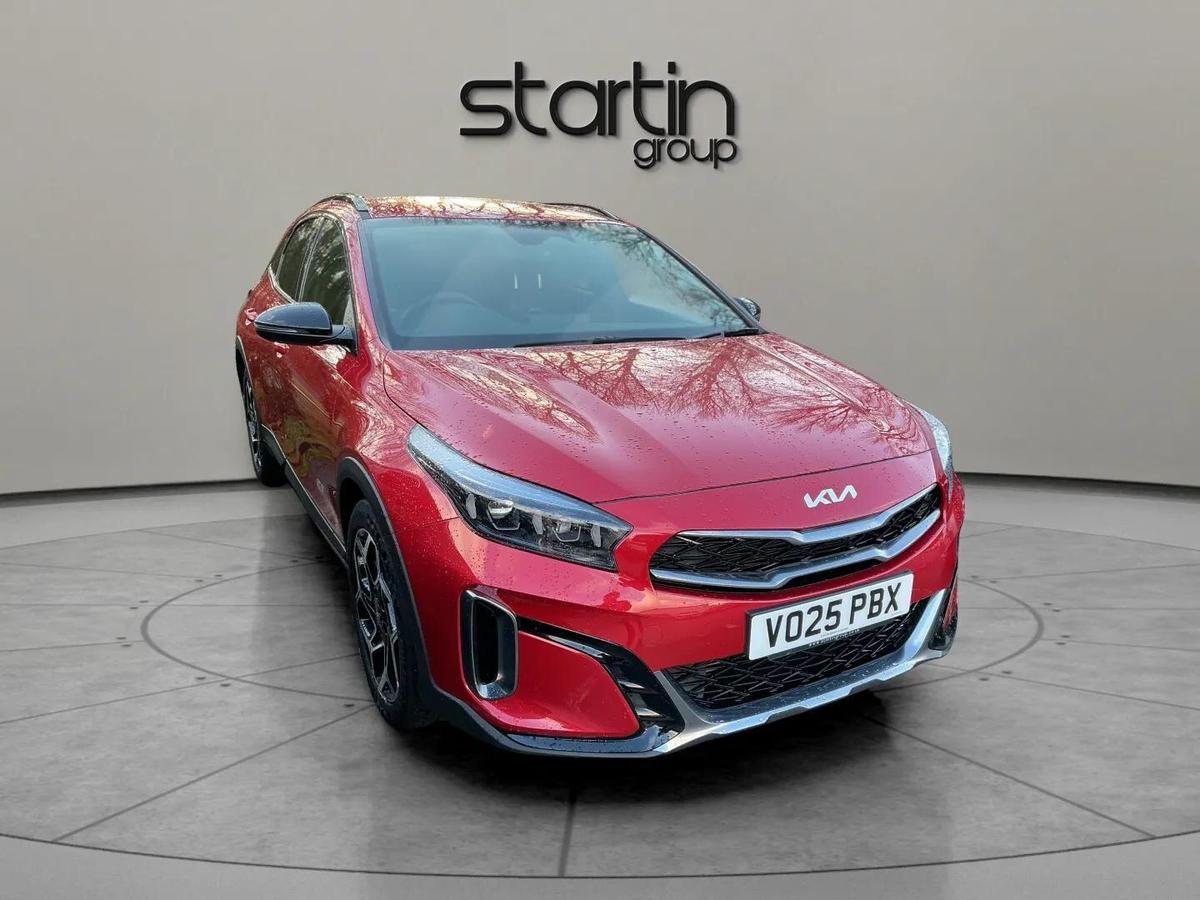 Main listing image - Kia XCeed