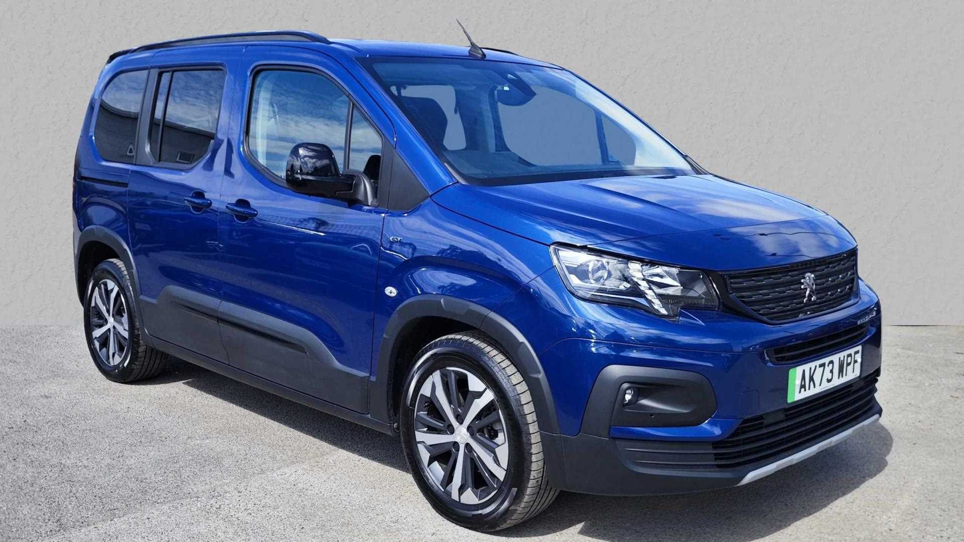 Main listing image - Peugeot Rifter