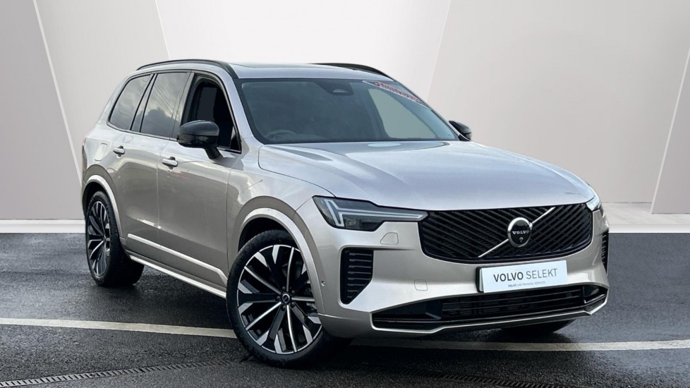Main listing image - Volvo XC90