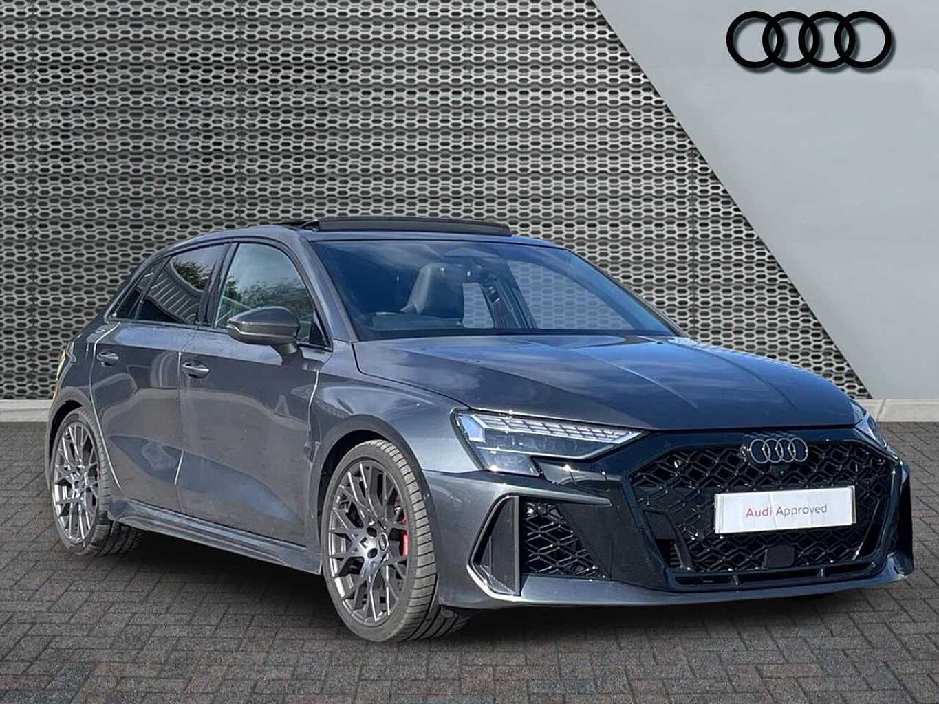 Main listing image - Audi RS3