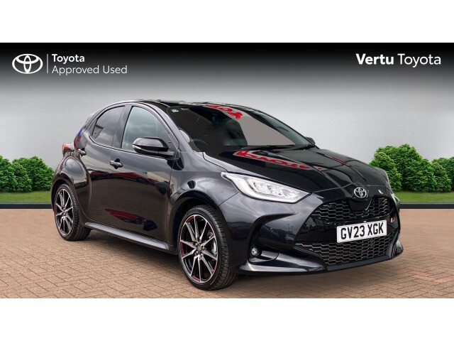 Main listing image - Toyota Yaris