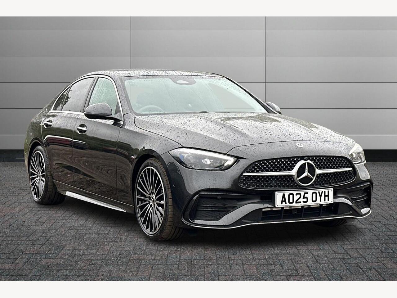 Main listing image - Mercedes-Benz C-Class
