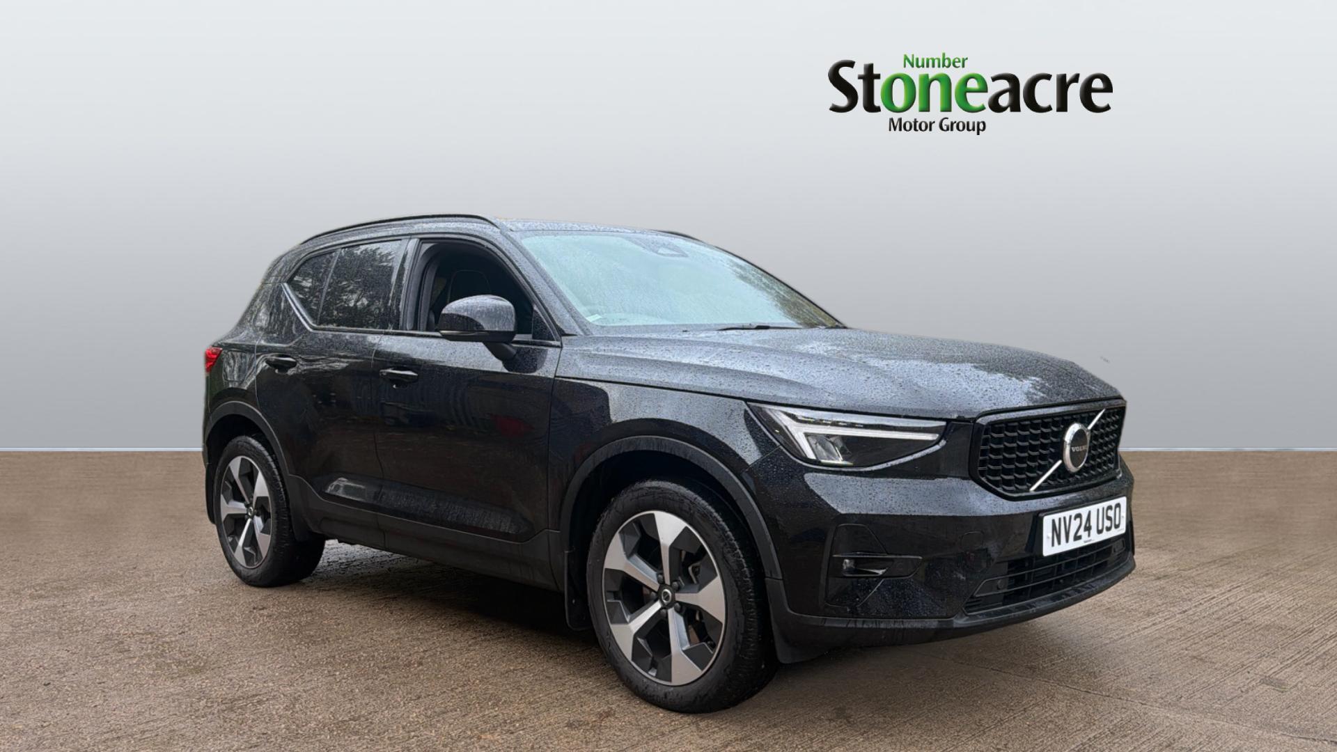 Main listing image - Volvo XC40
