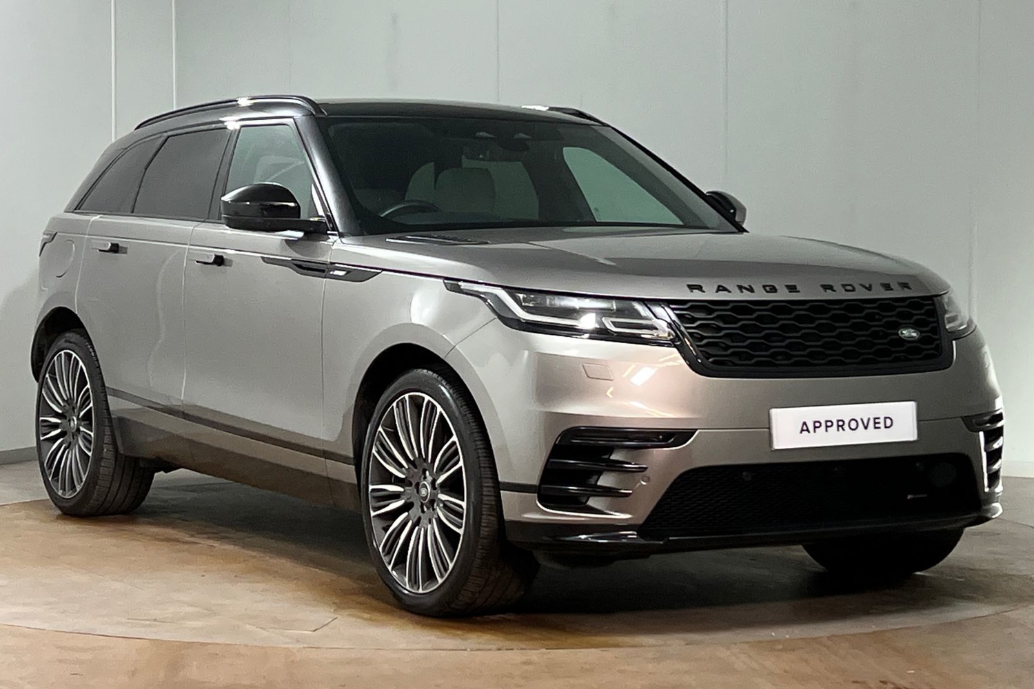 Main listing image - Land Rover Range Rover Velar