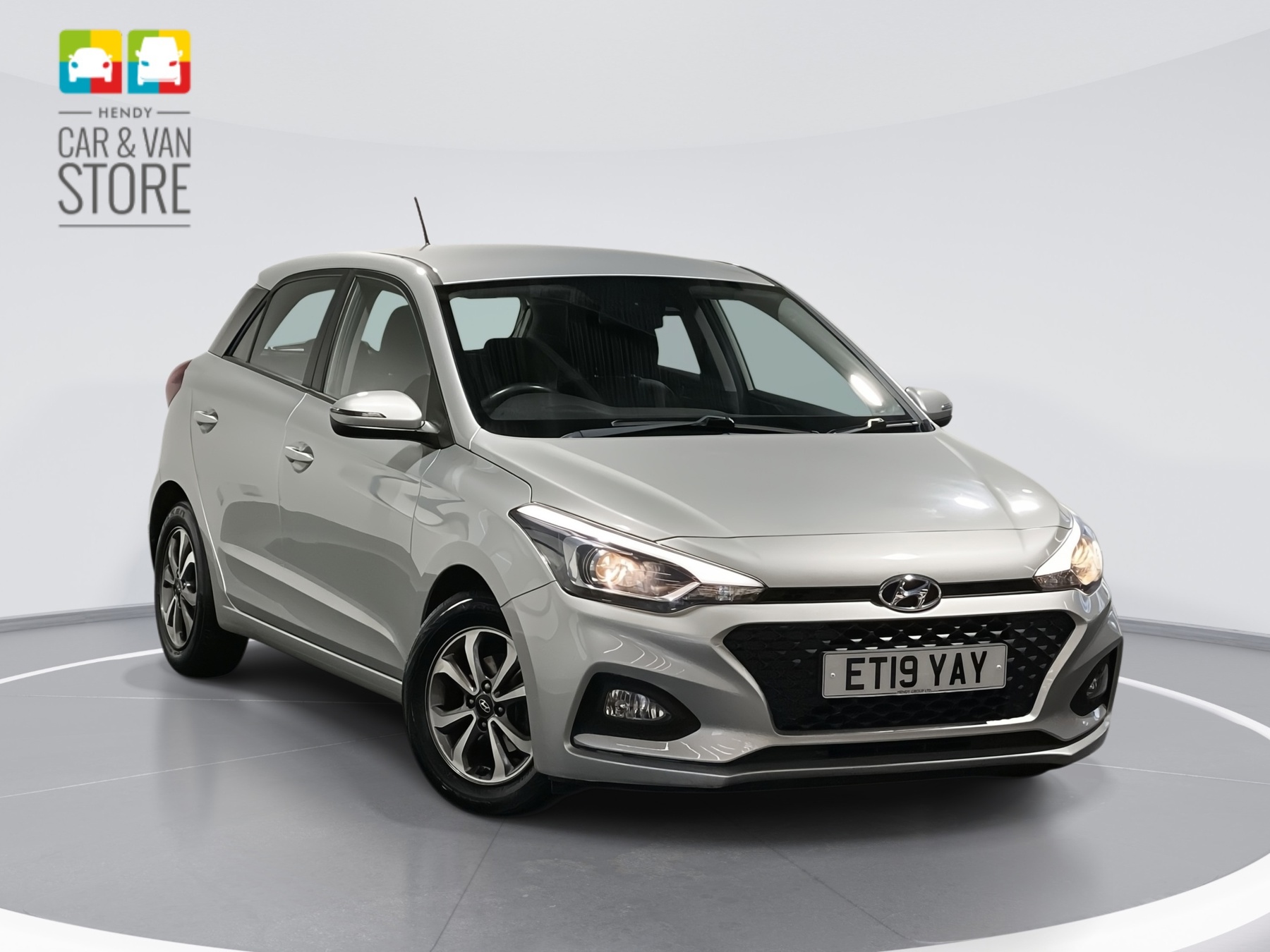 Main listing image - Hyundai i20
