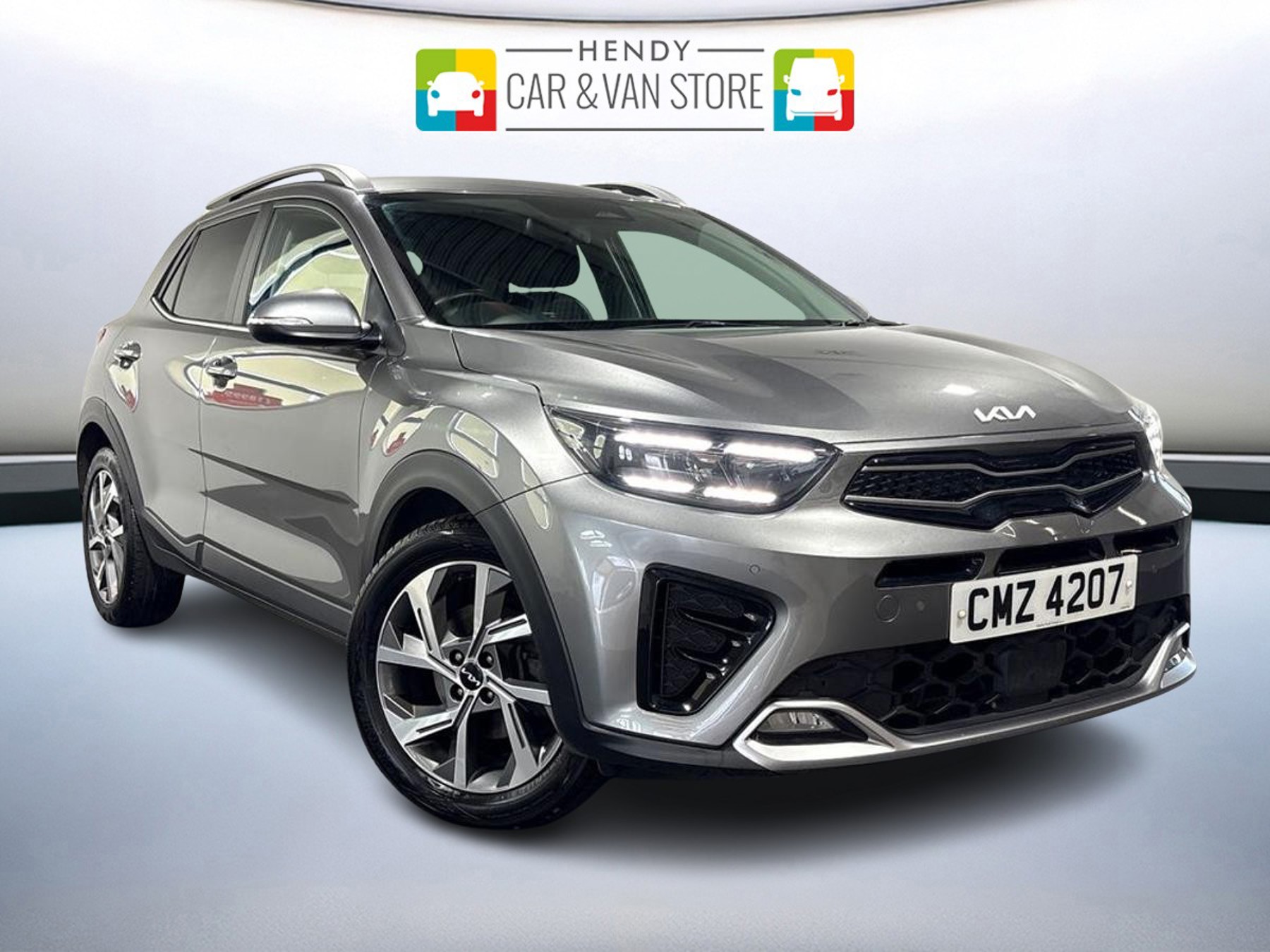 Main listing image - Kia Stonic