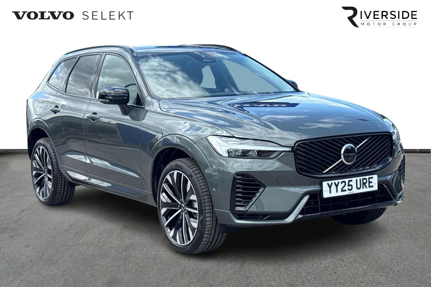 Main listing image - Volvo XC60