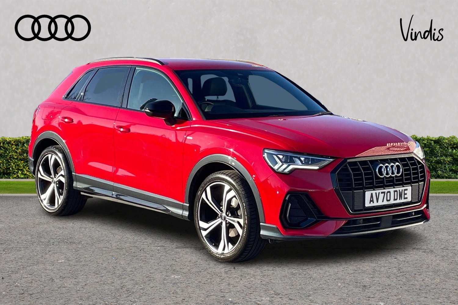 Main listing image - Audi Q3