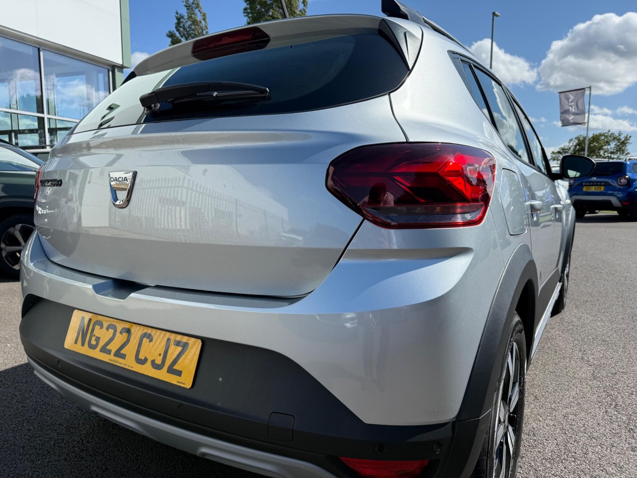 Main listing image - Dacia Sandero Stepway