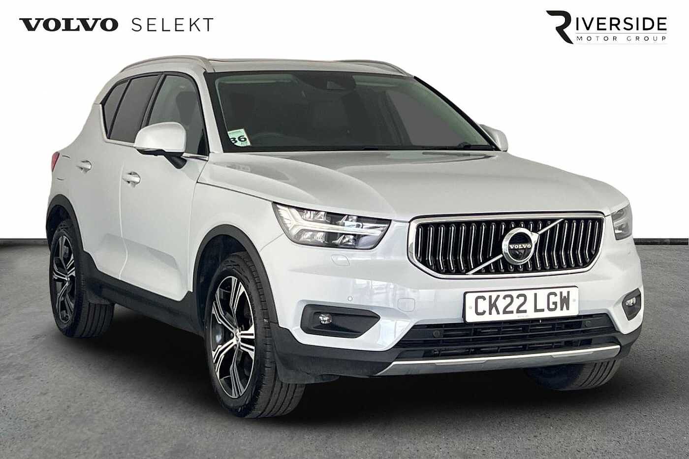 Main listing image - Volvo XC40 Recharge