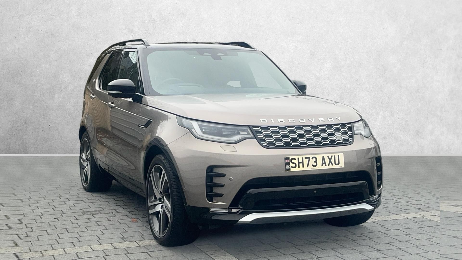 Main listing image - Land Rover Discovery