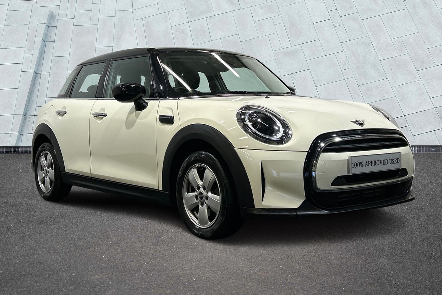 Main listing image - MINI Hatchback 5dr