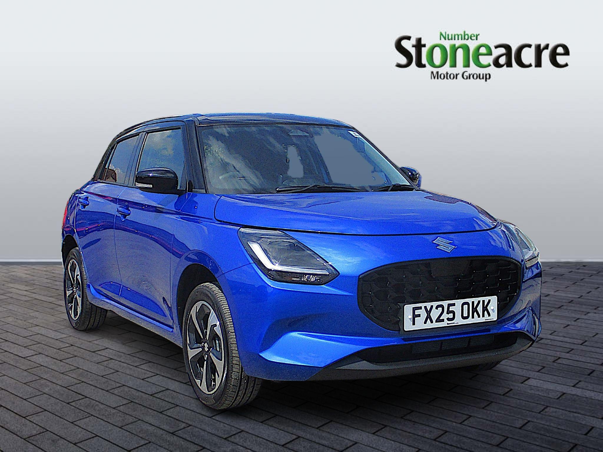 Main listing image - Suzuki Swift