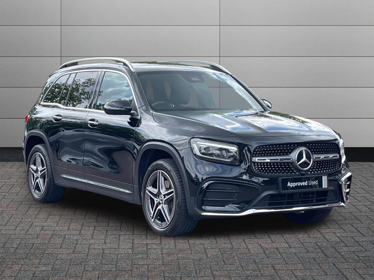 Main listing image - Mercedes-Benz GLB
