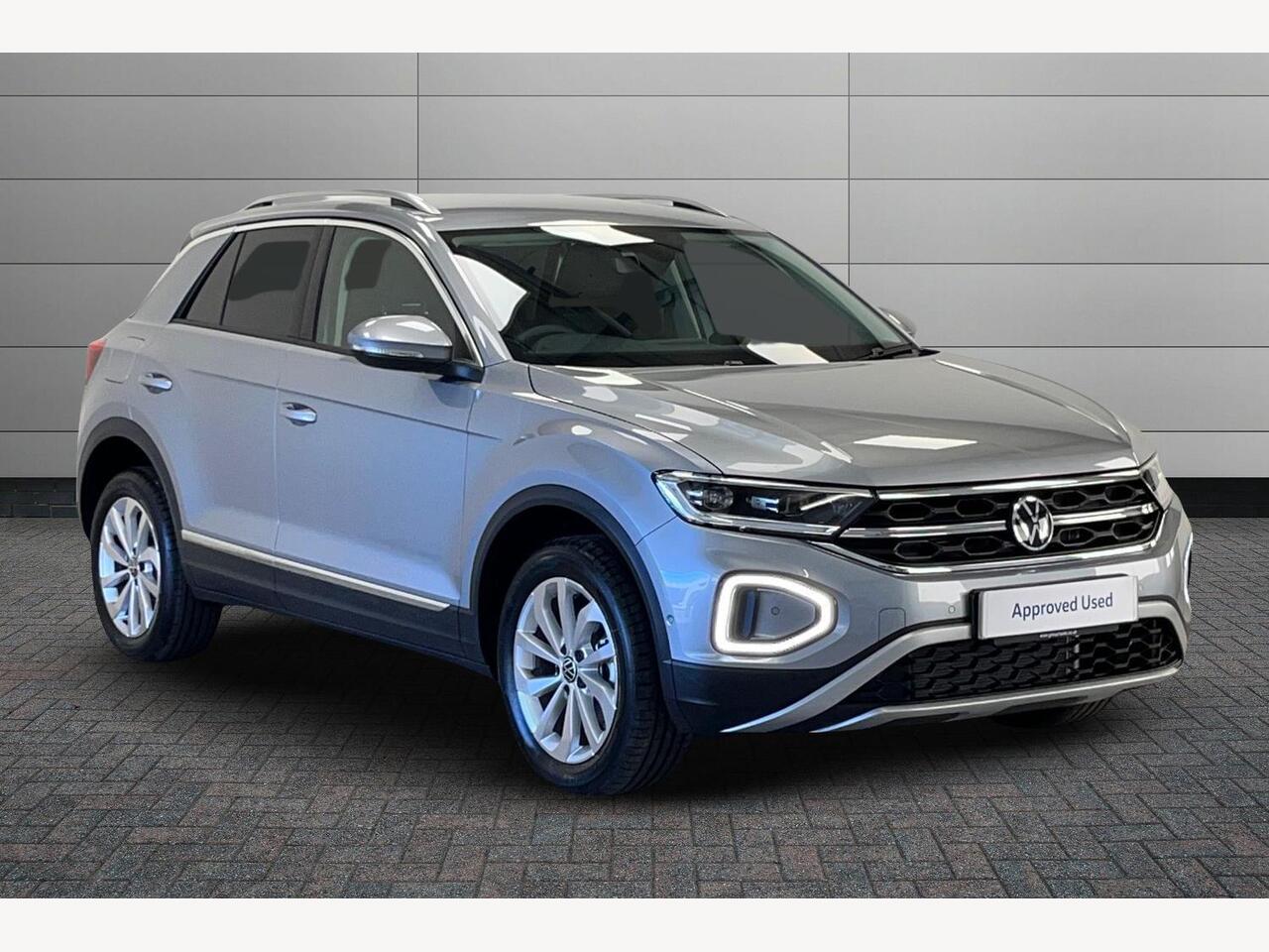 Main listing image - Volkswagen T-Roc