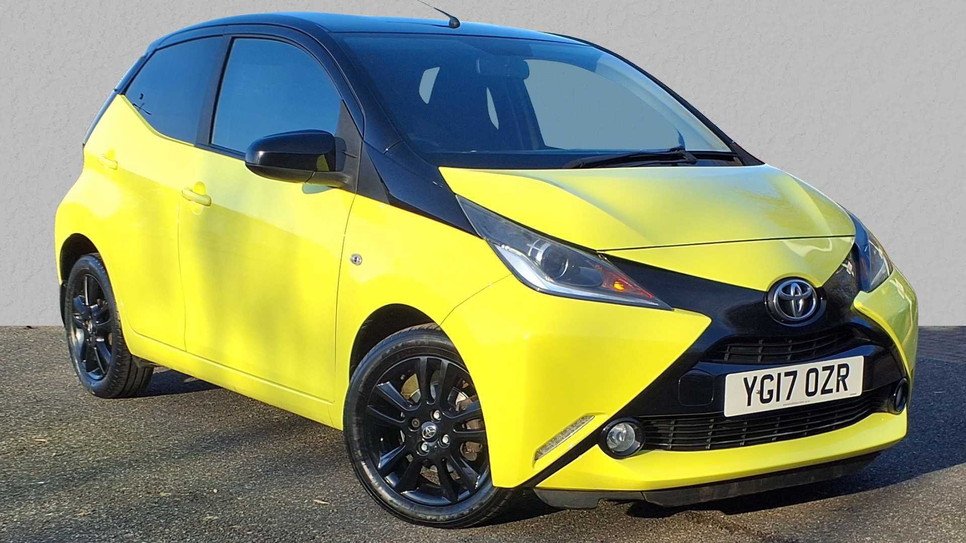 Main listing image - Toyota Aygo