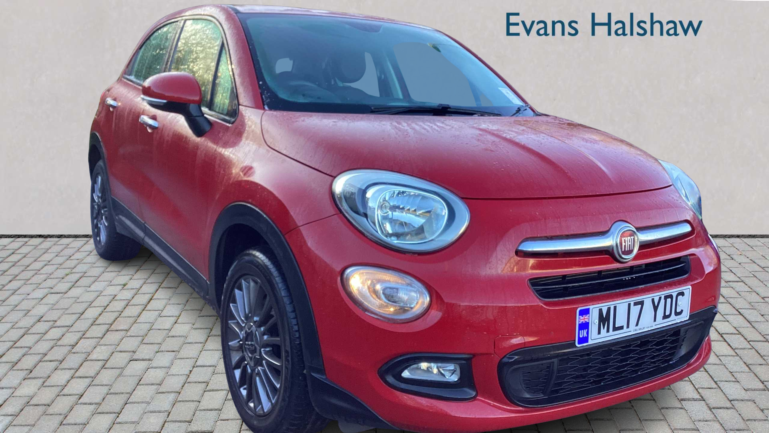 Main listing image - Fiat 500X